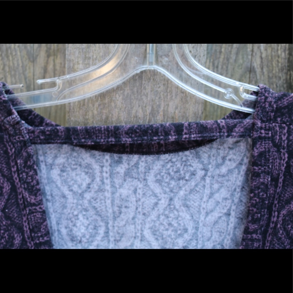 Poetry Tee - Picture 3 of 3